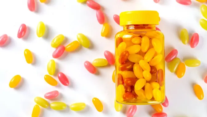 Ilustrasi vitamin gummy dewasa untuk artikel Vitamin Gummy Dewasa: Praktis untuk Jaga Nutrisi Harian