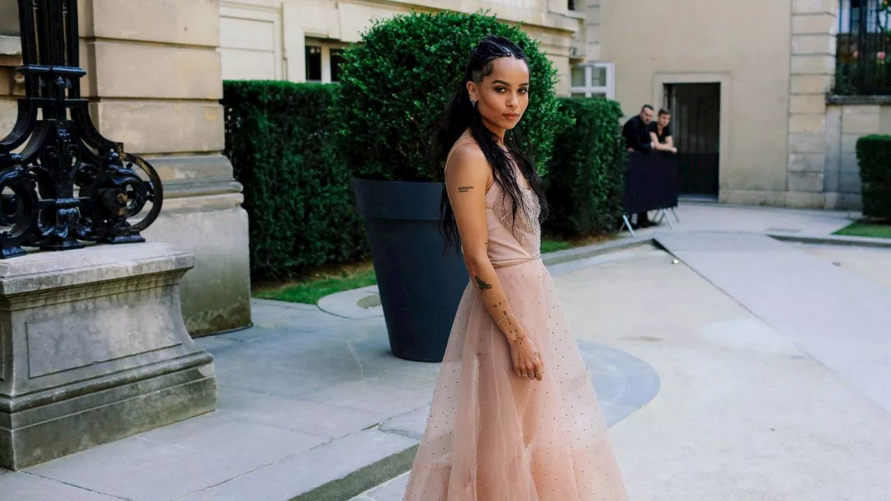 Ilustrasi street style valentino untuk artikel Street Style Valentino: Kilas Balik Sepuluh Tahun Lalu