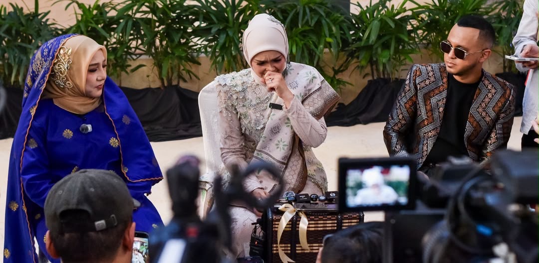 Ilustrasi konsert gema bumantara untuk artikel Siti Nurhaliza Terharu di Konsert Gema Bum