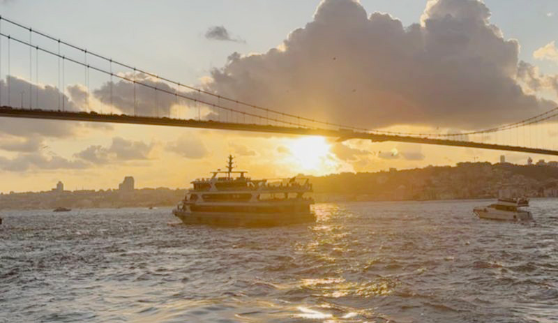 Ilustrasi sisi eropa istanbul untuk artikel Jejak Kemegahan Sisi Eropa Istanbul di Kala Senja